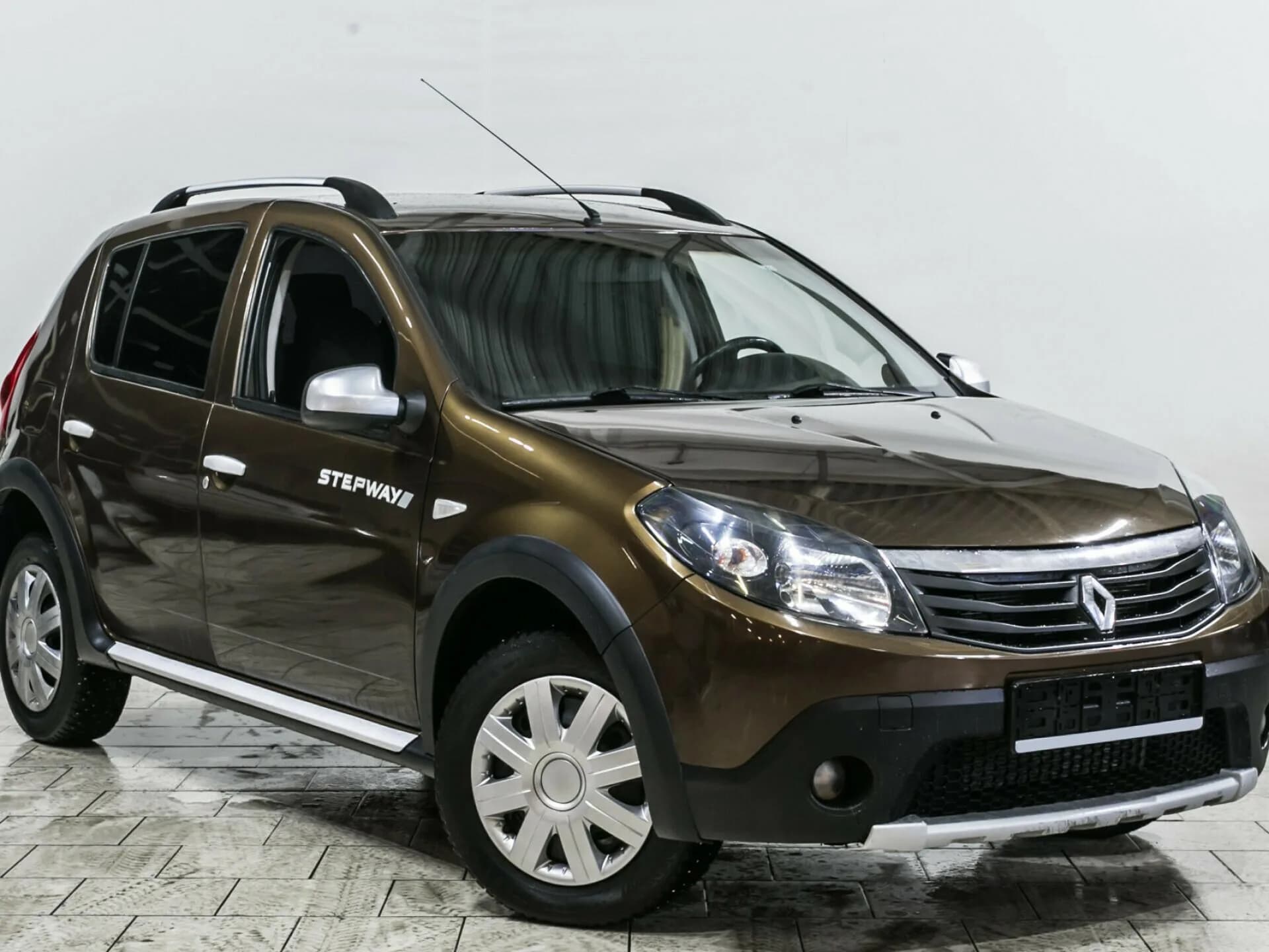 Renault Sandero, I — фото 1