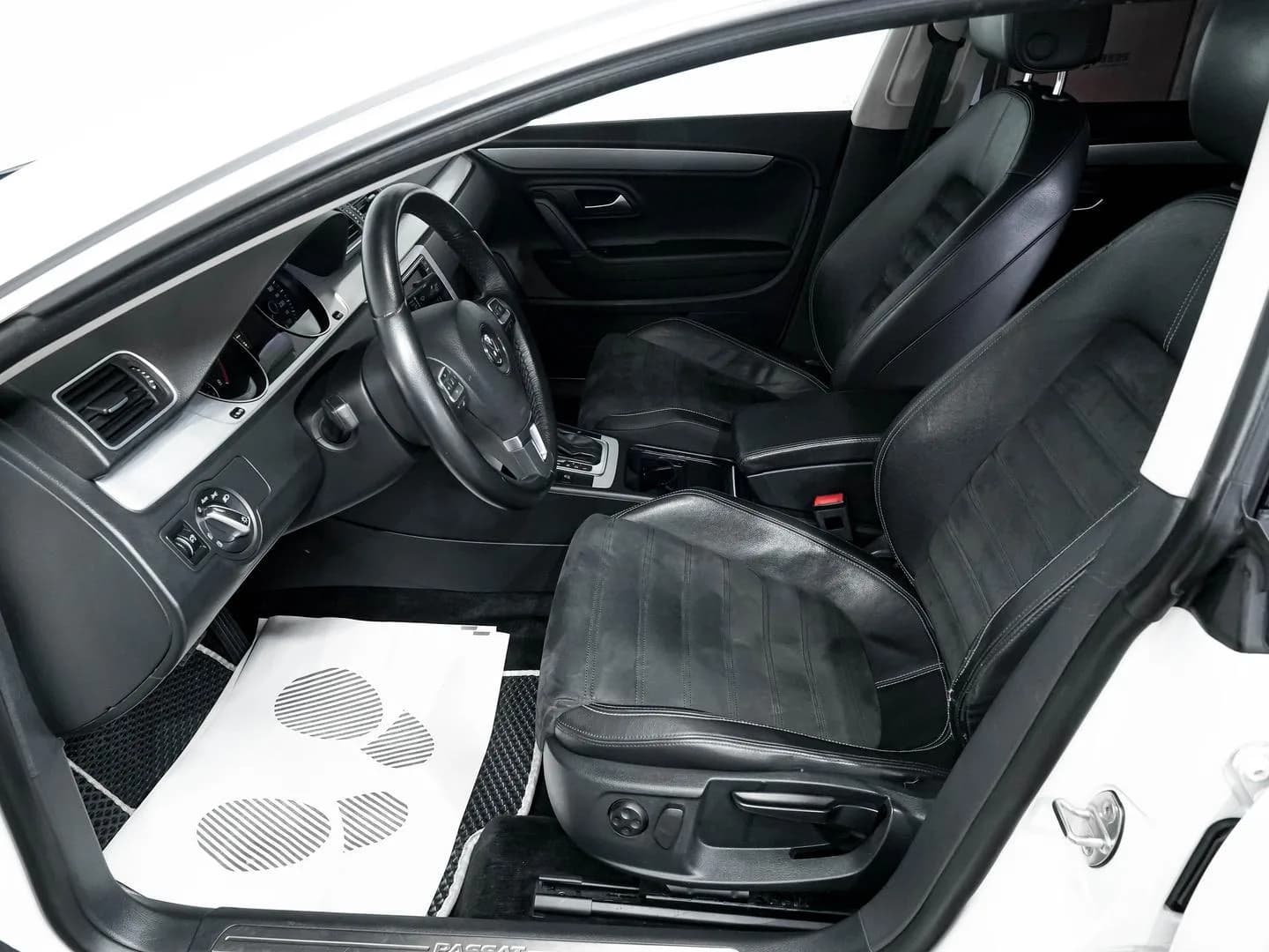 Volkswagen Passat CC, I Рестайлинг — фото 1