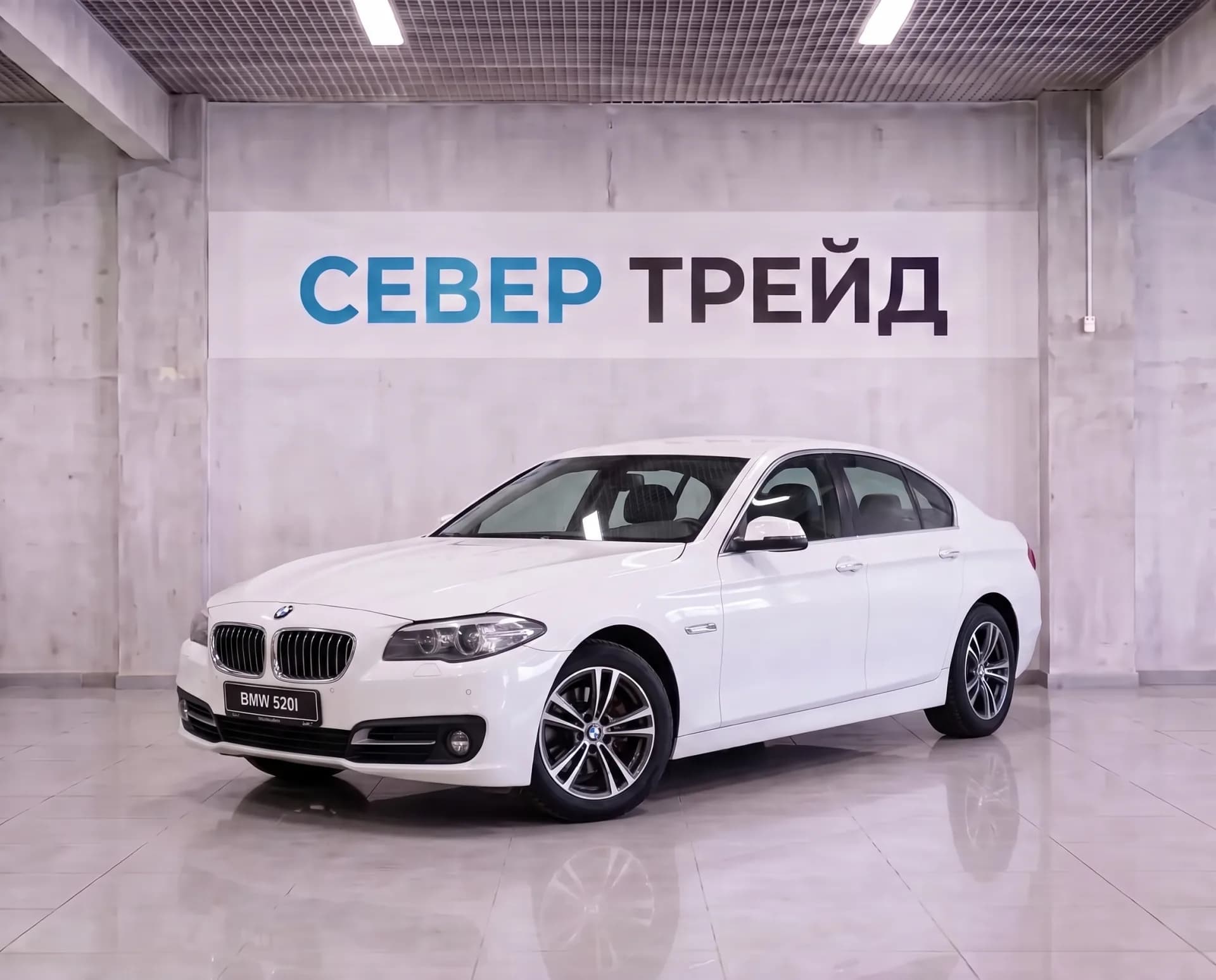 BMW 520I